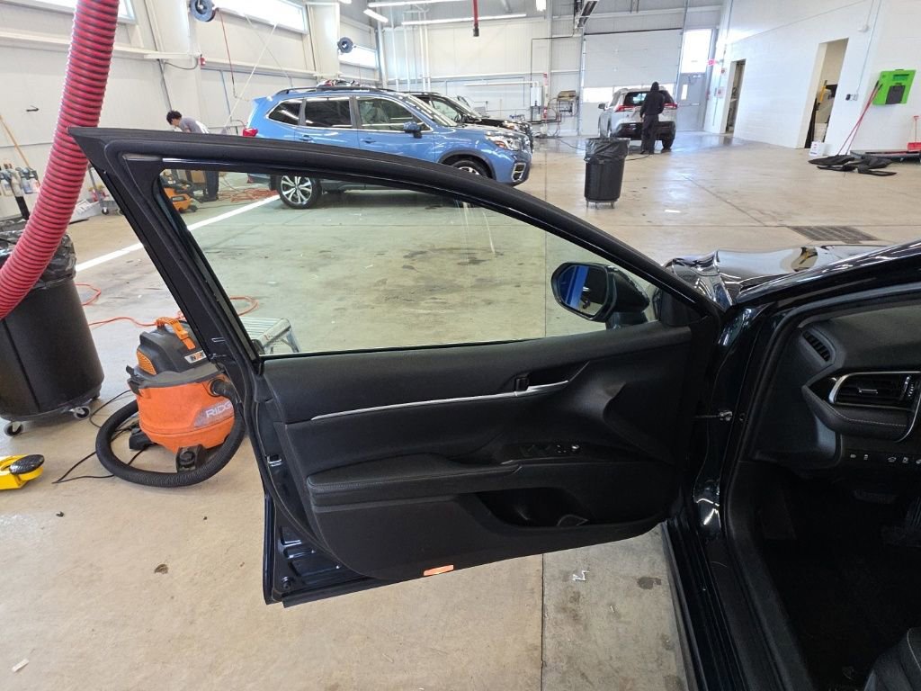 Used 2021 Toyota Camry XSE image 13