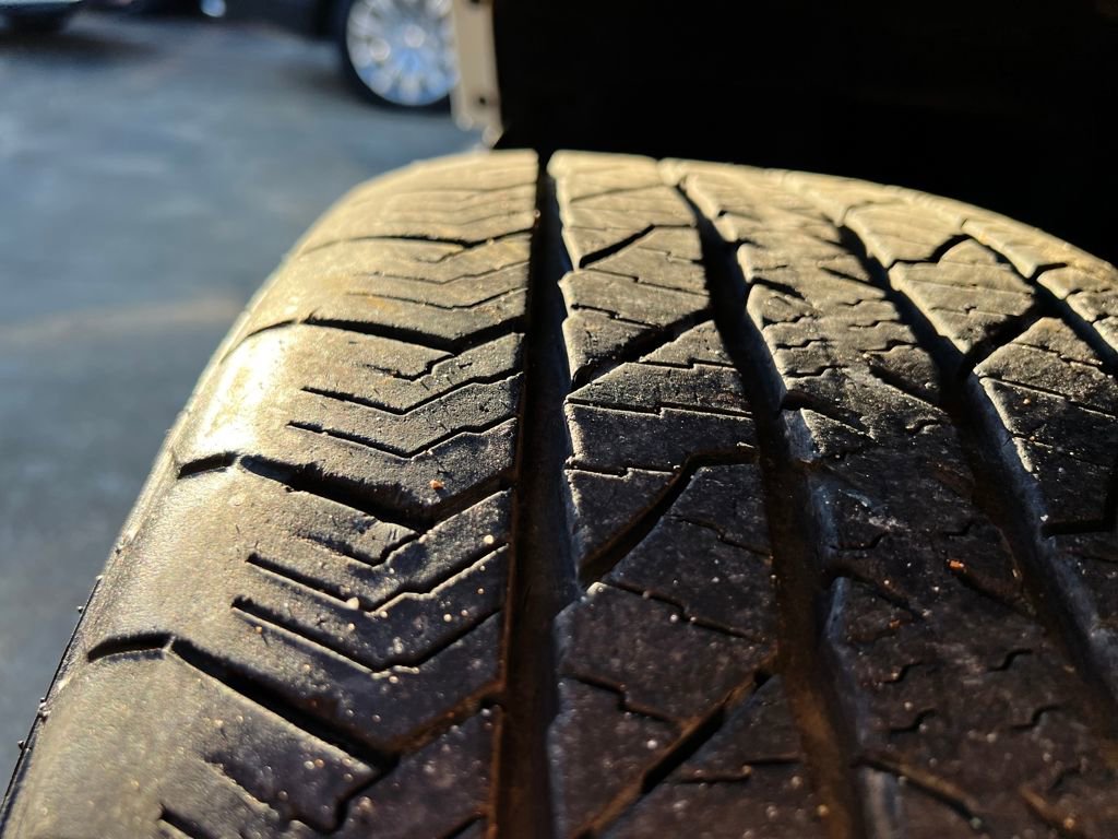 Used 2024 Ford F150 Lariat w/ FX4 Off-Road Package image 25