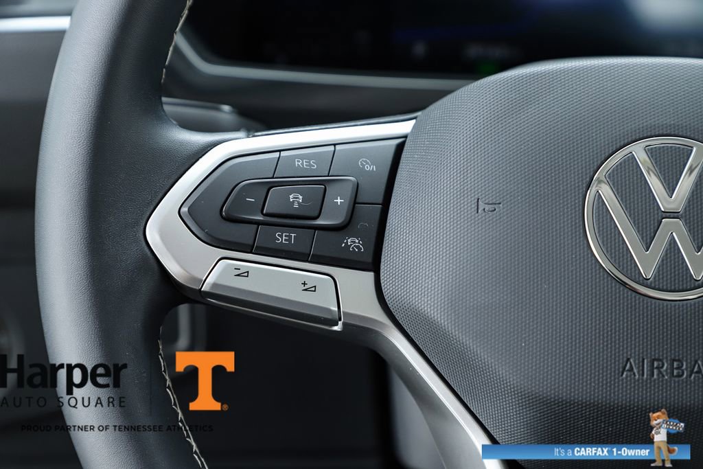 Used 2023 Volkswagen Tiguan SE image 21
