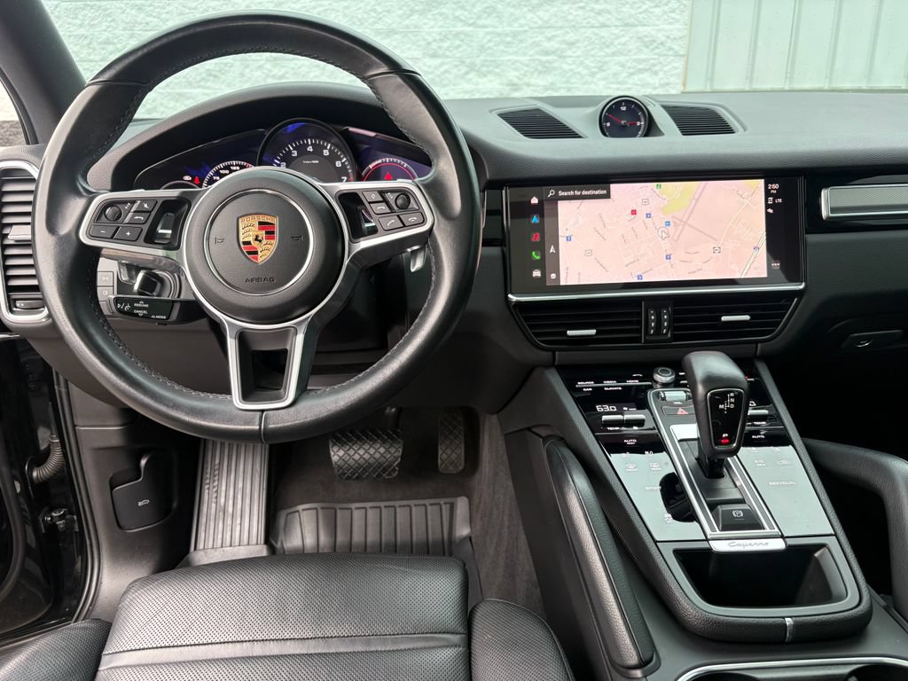 Used 2023 Porsche Cayenne Platinum Edition AWD/4WD image 36