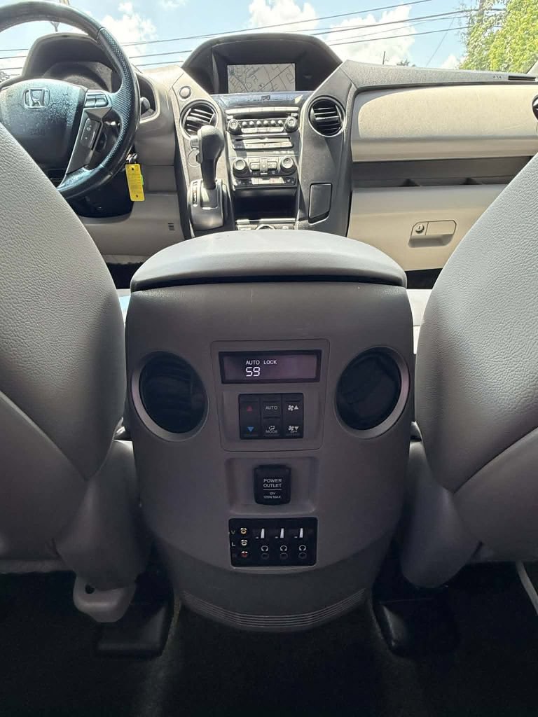 Used 2015 Honda Pilot Touring image 22