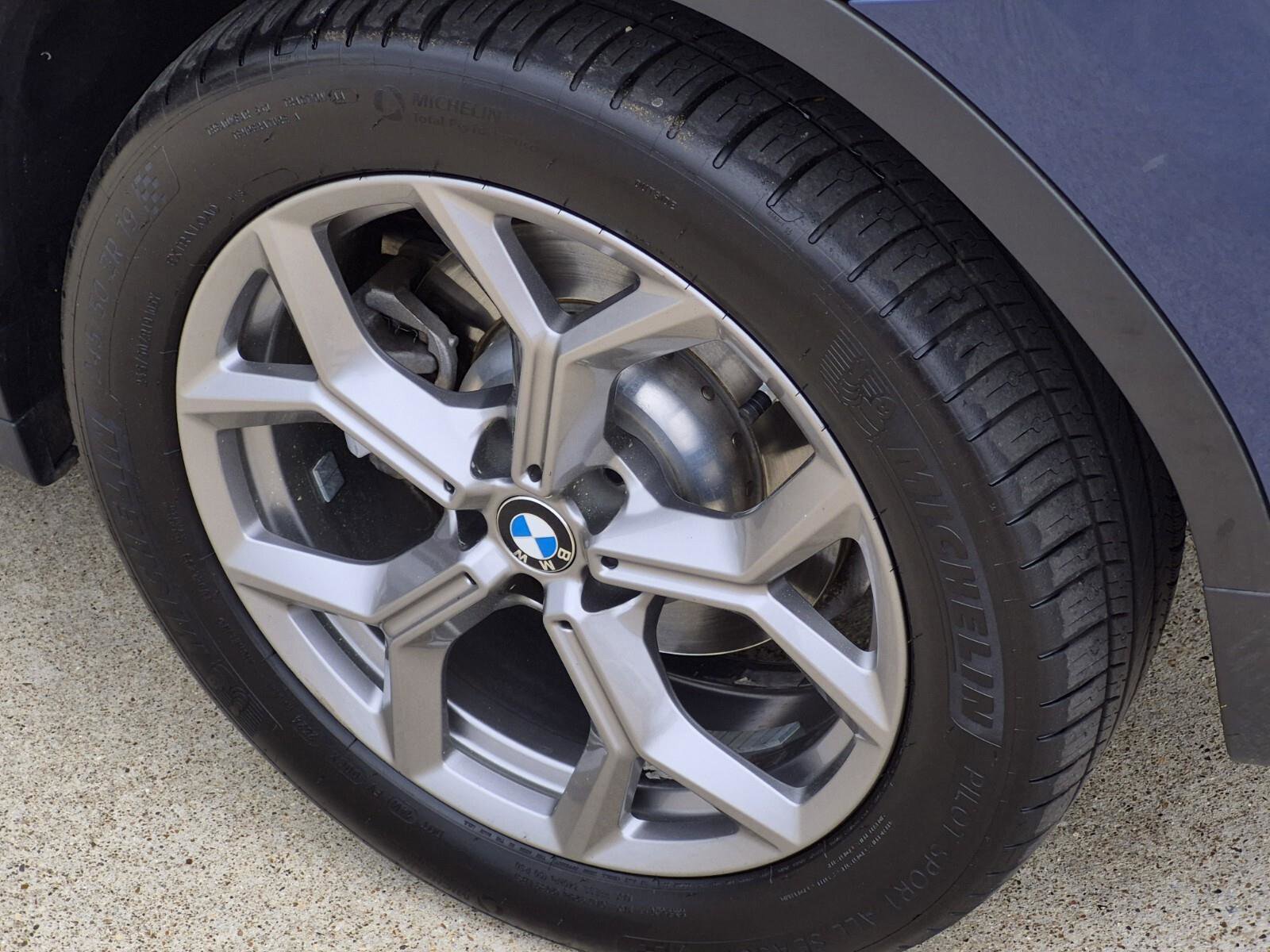 Certified 2023 BMW X3 xDrive30i w/ Premium Package image 7