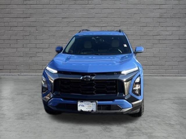 New 2026 Chevrolet Equinox ACTIV w/ Convenience Package III FWD image 2