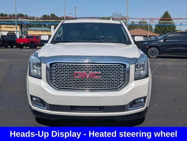 Used 2017 GMC Yukon Denali image 2