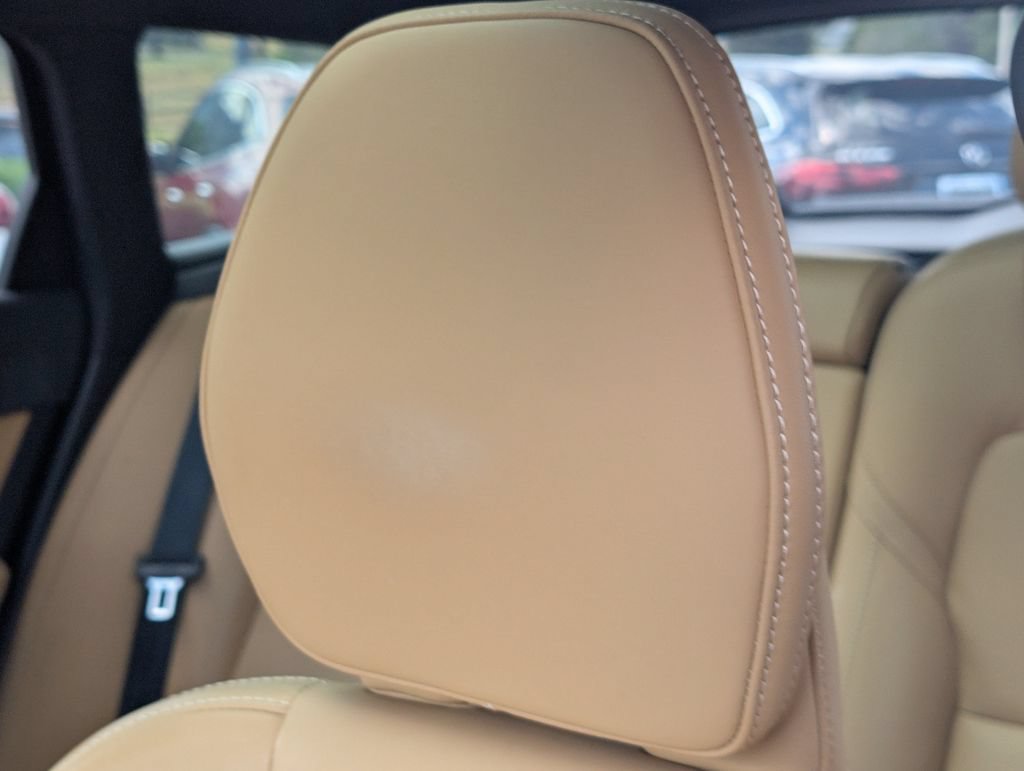 Used 2023 Volvo V90 B6 Cross Country Ultimate AWD/4WD image 12
