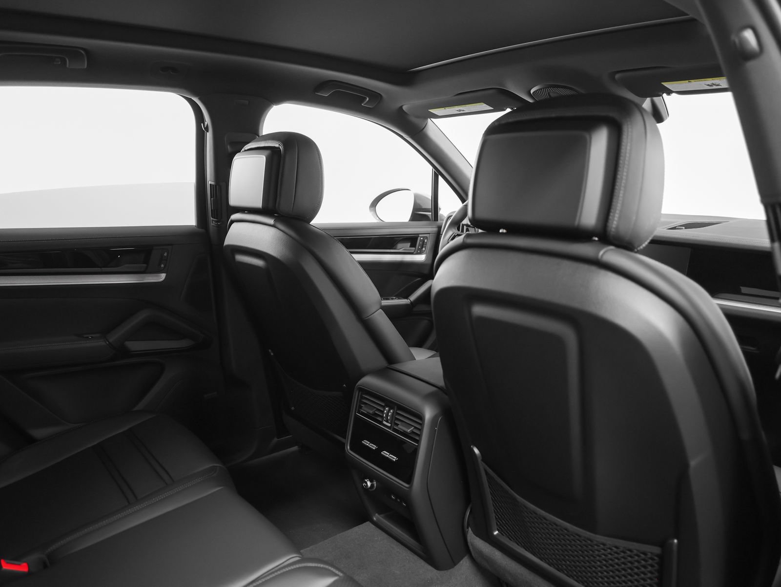 New 2026 Porsche Cayenne S AWD/4WD image 28