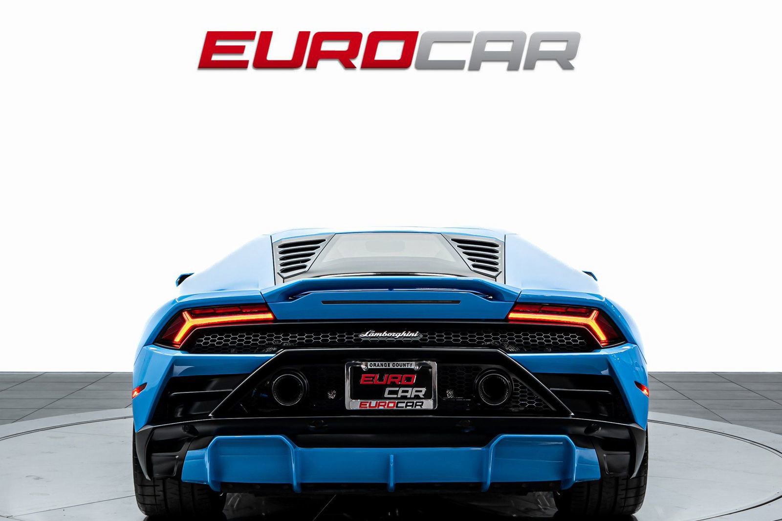Used 2023 Lamborghini Huracan EVO image 4