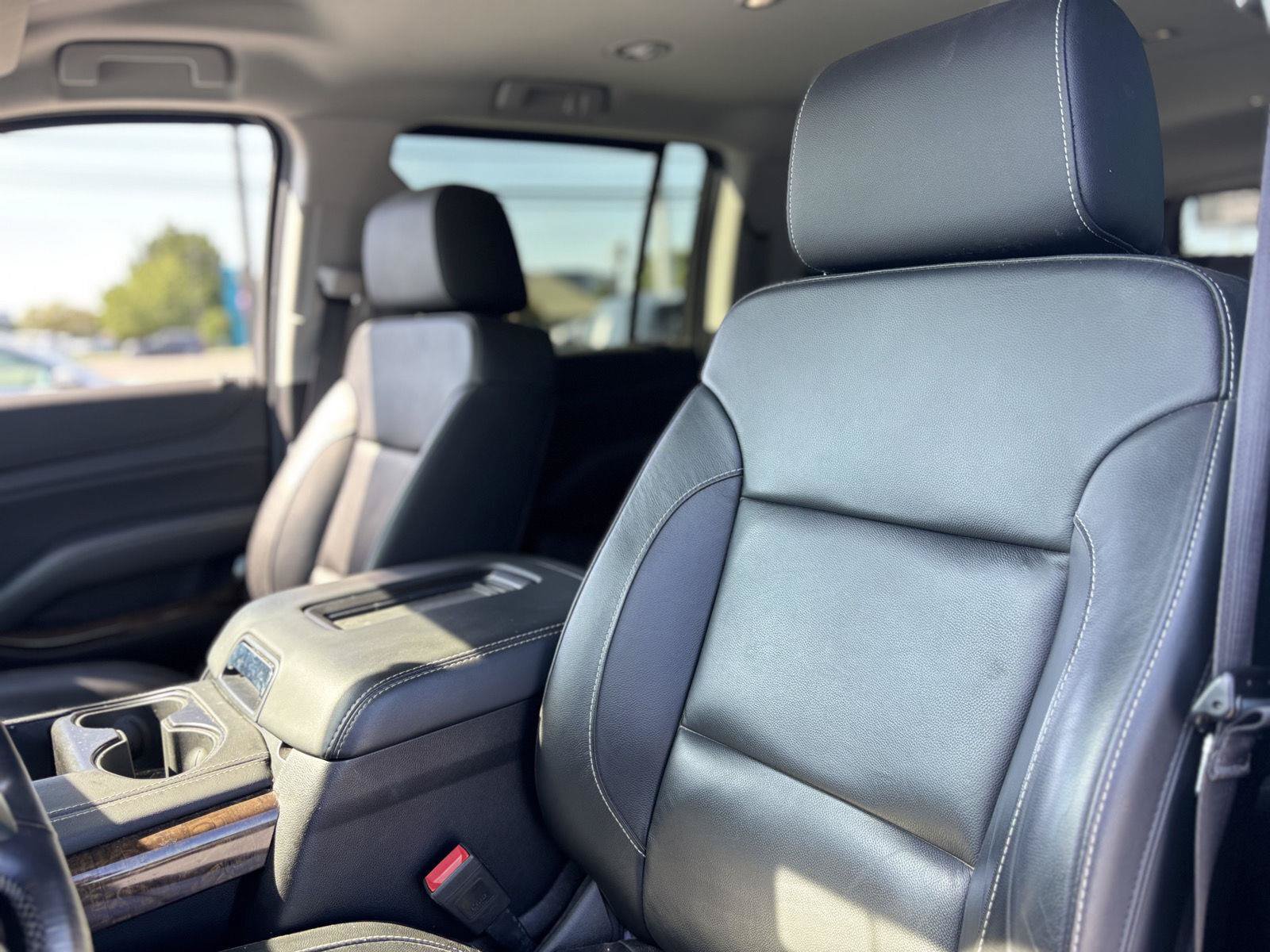 Used 2020 Chevrolet Suburban LT AWD/4WD image 11