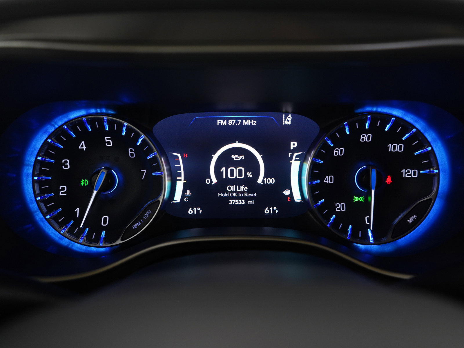 Used 2024 Chrysler Pacifica Touring-L image 26