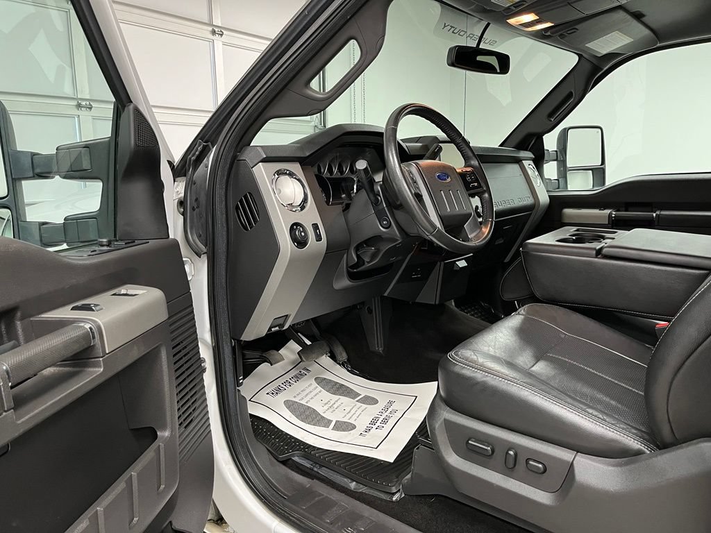 Used 2014 Ford F250 Lariat w/ Lariat Interior Package AWD/4WD image 20
