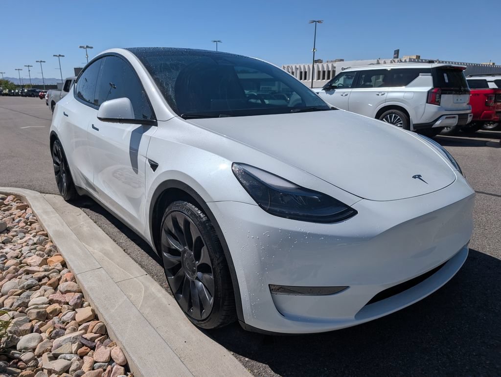 Used 2023 Tesla Model Y Performance AWD/4WD image 4