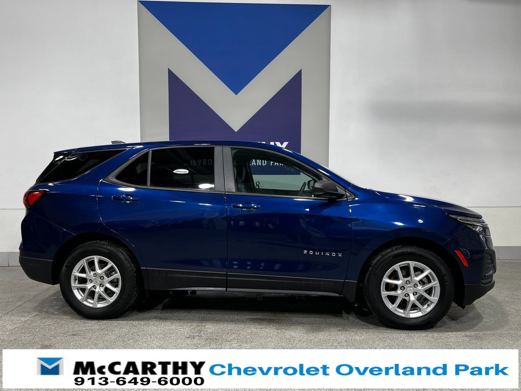 Used 2022 Chevrolet Equinox LS w/ LS Convenience Package image 6