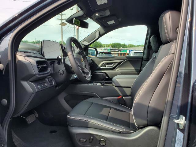 New 2026 Chevrolet Silverado EV LT image 8