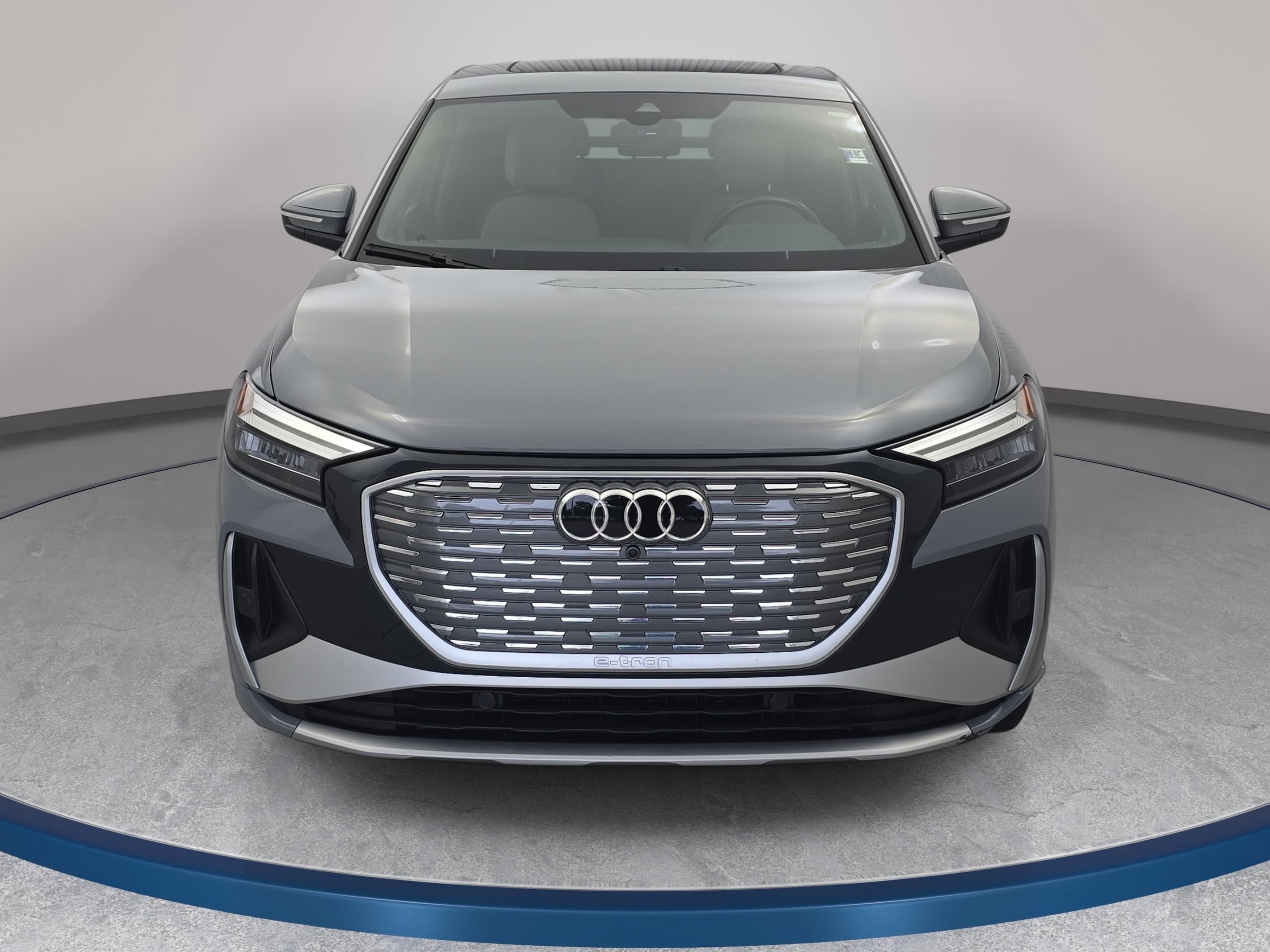 Used 2023 Audi Q4 e-tron Premium Plus w/ Premium Plus AWD/4WD image 2