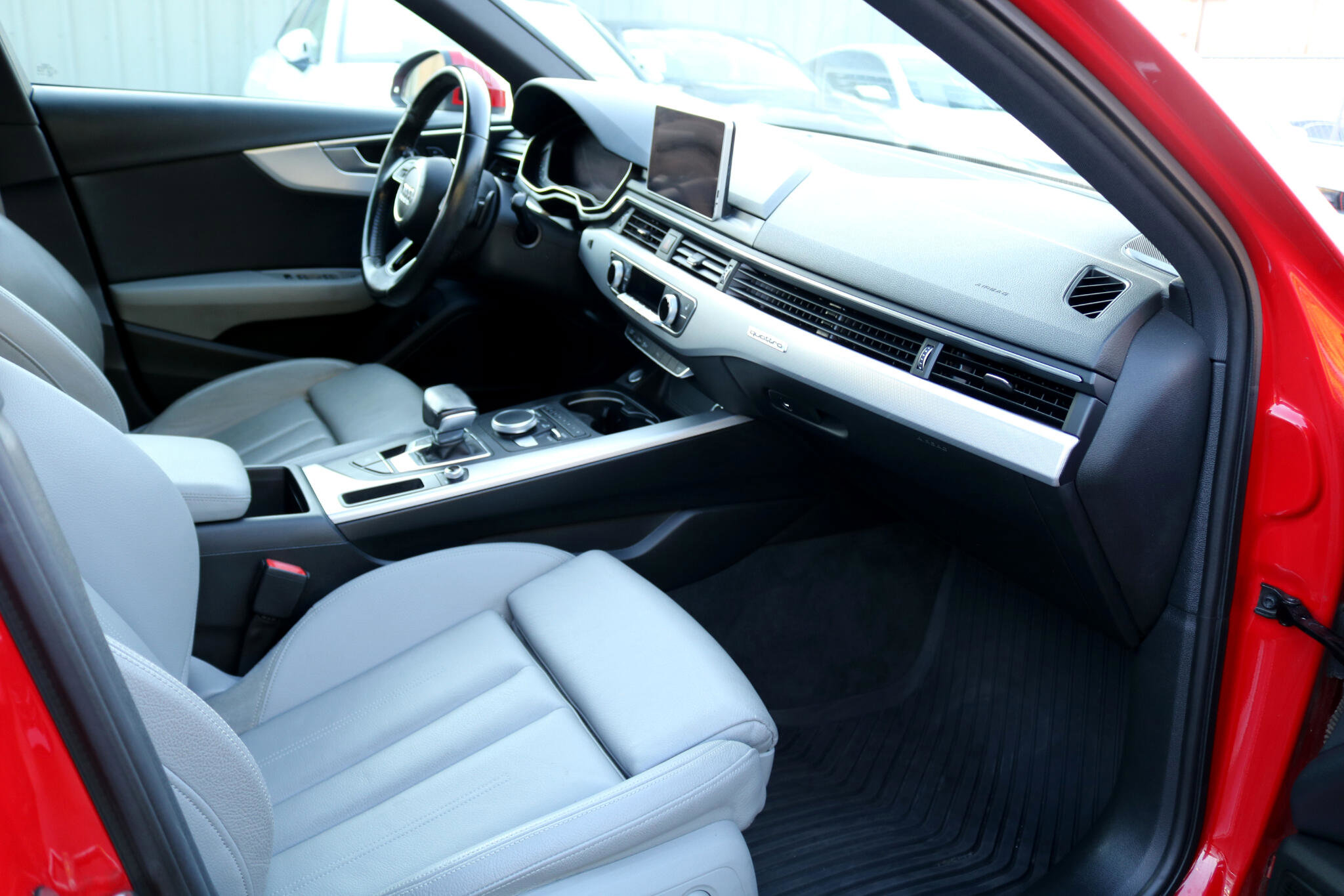 Used 2017 Audi A4 2.0T Premium Plus w/ Premium Plus Package image 27