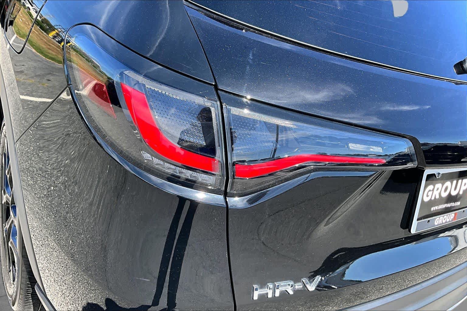Used 2024 Honda HR-V Sport image 29