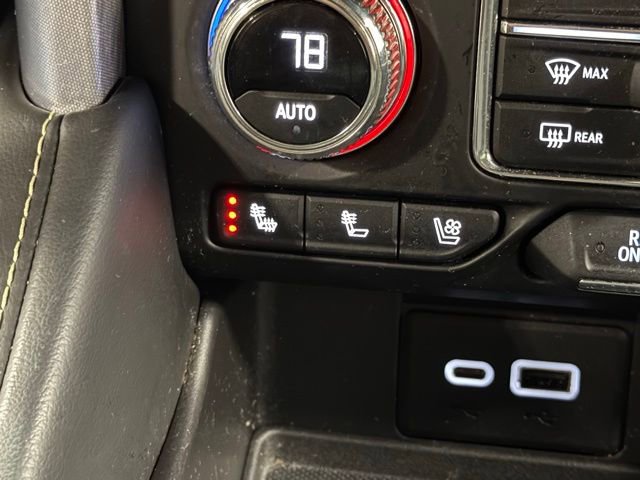 Used 2023 GMC Yukon SLT image 30