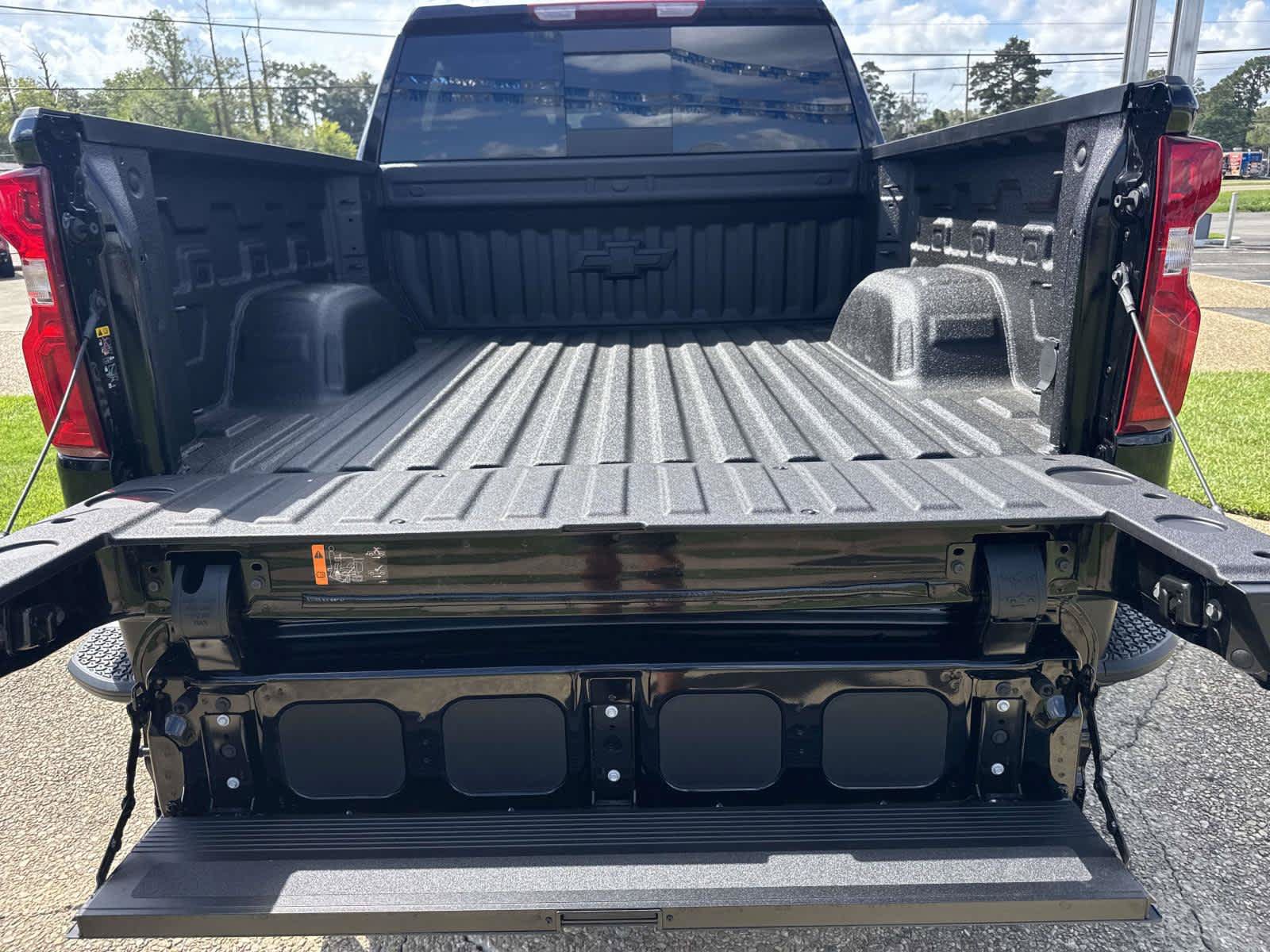 New 2026 Chevrolet Silverado 1500 LT Trail Boss w/ LT Trail Boss Premium Package AWD/4WD image 7