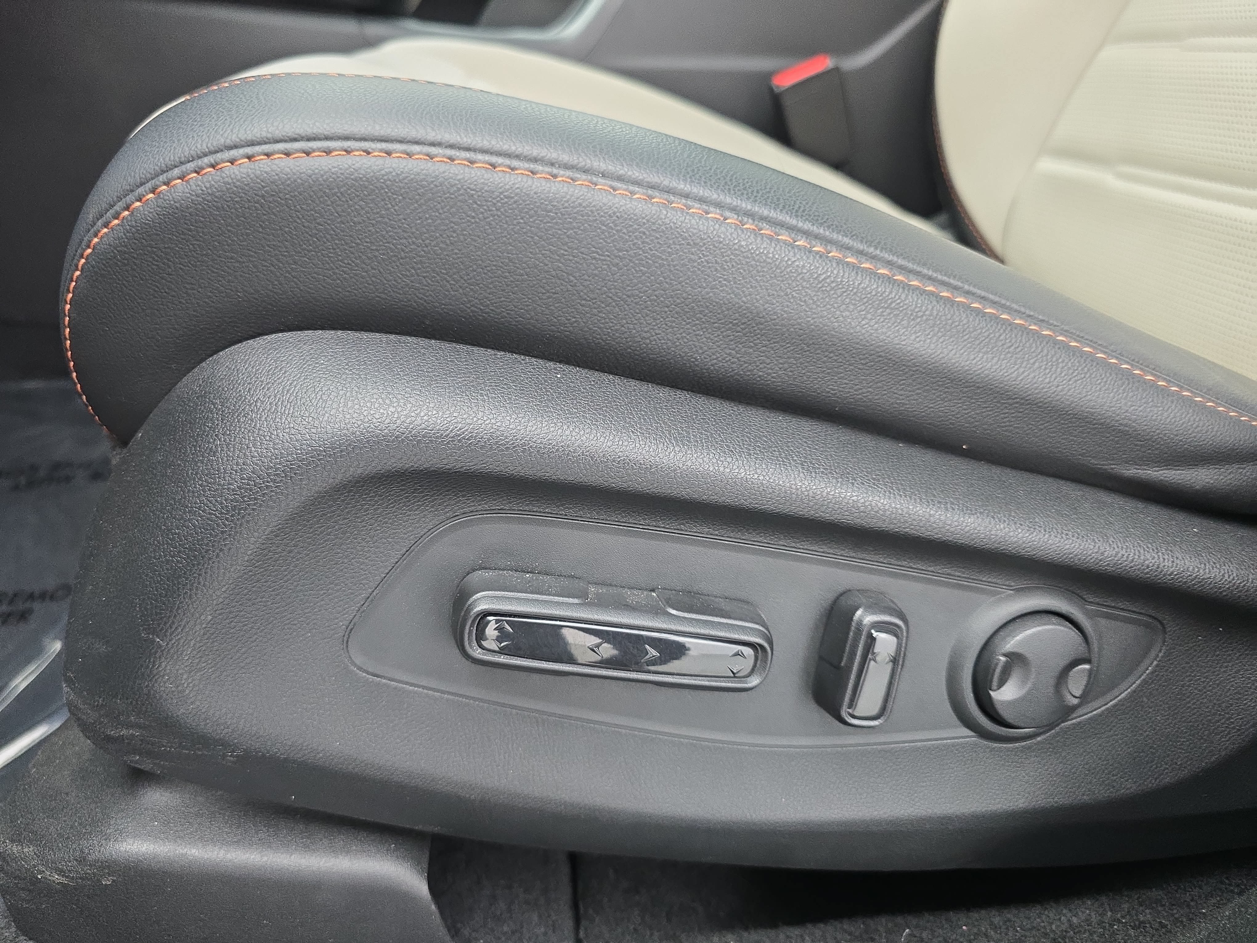 Used 2023 Honda CR-V Sport Touring image 29