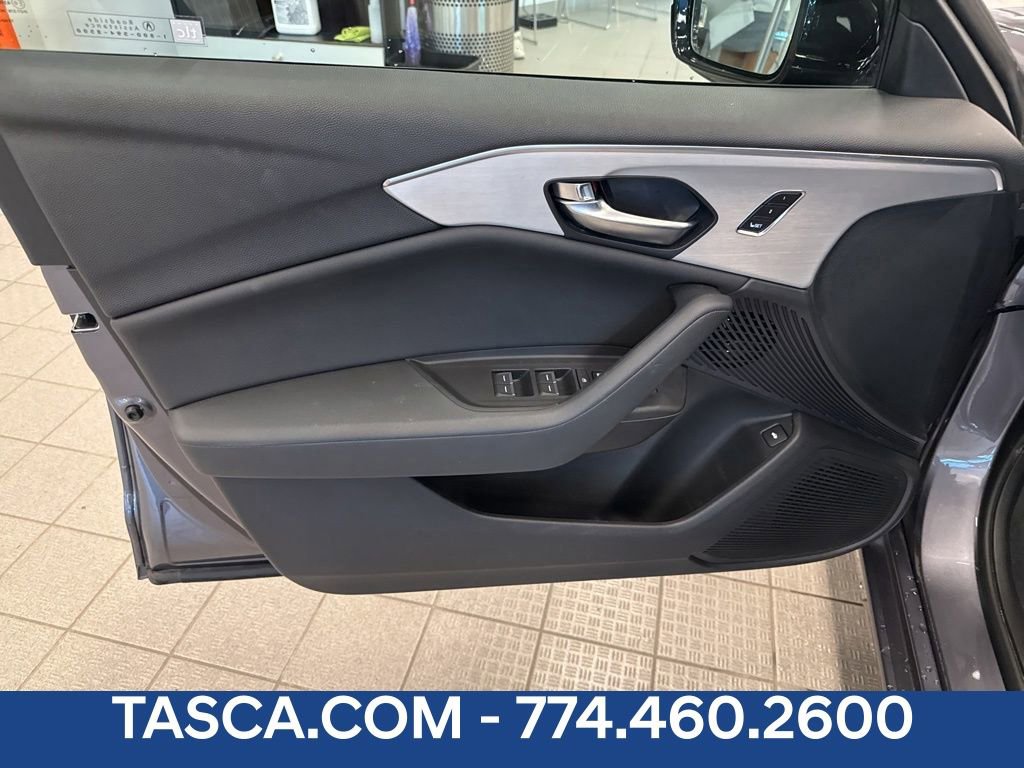 Used 2023 Acura TLX image 16