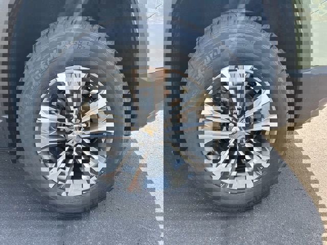 New 2026 Chevrolet Equinox LT w/ Convenience Package II image 45