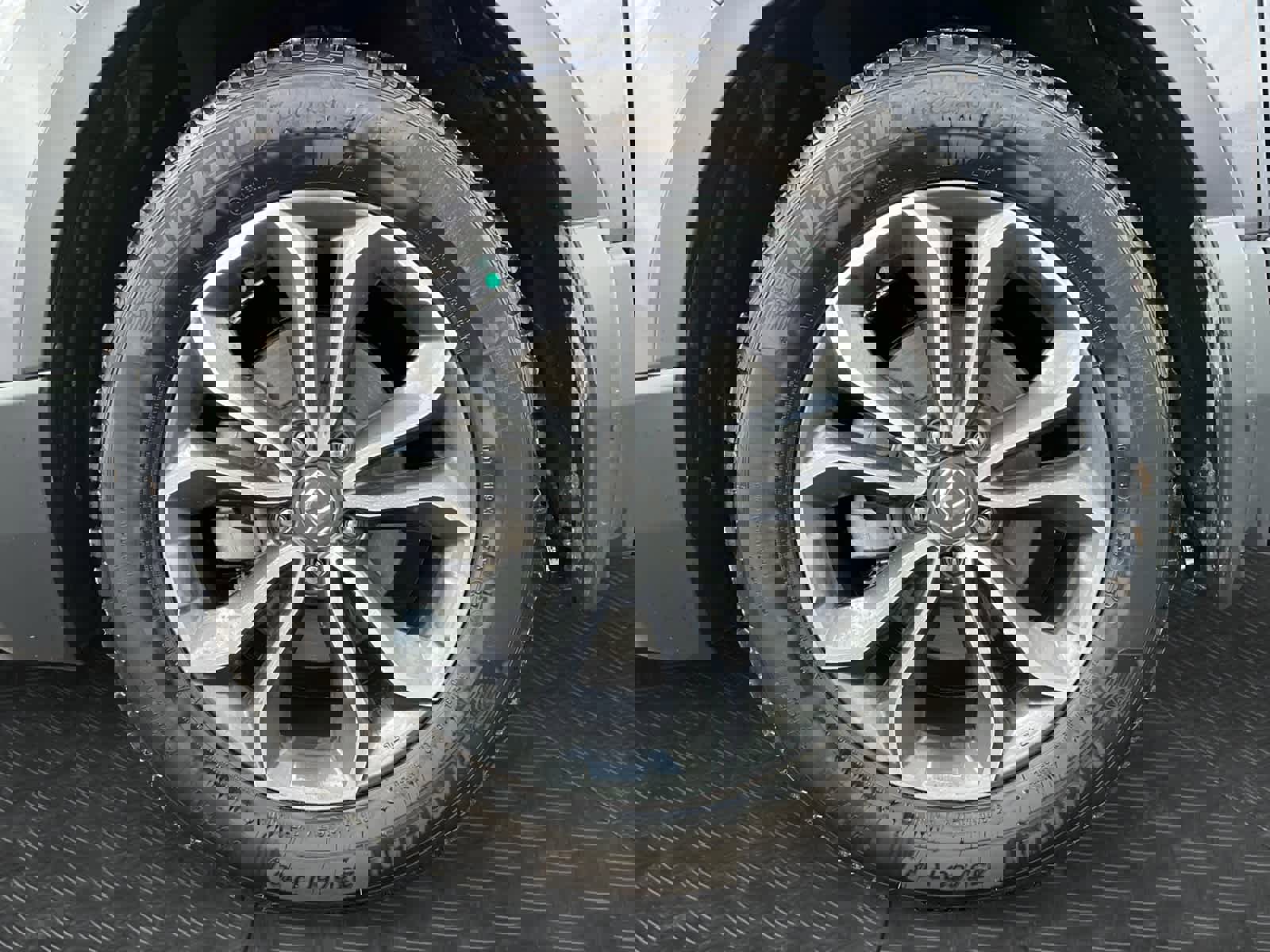 Used 2020 Honda CR-V EX-L image 12