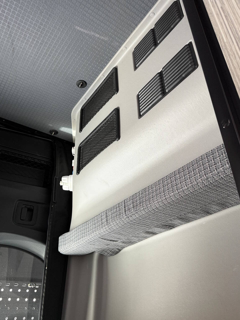 Used 2022 Mercedes-Benz Sprinter 2500 image 33