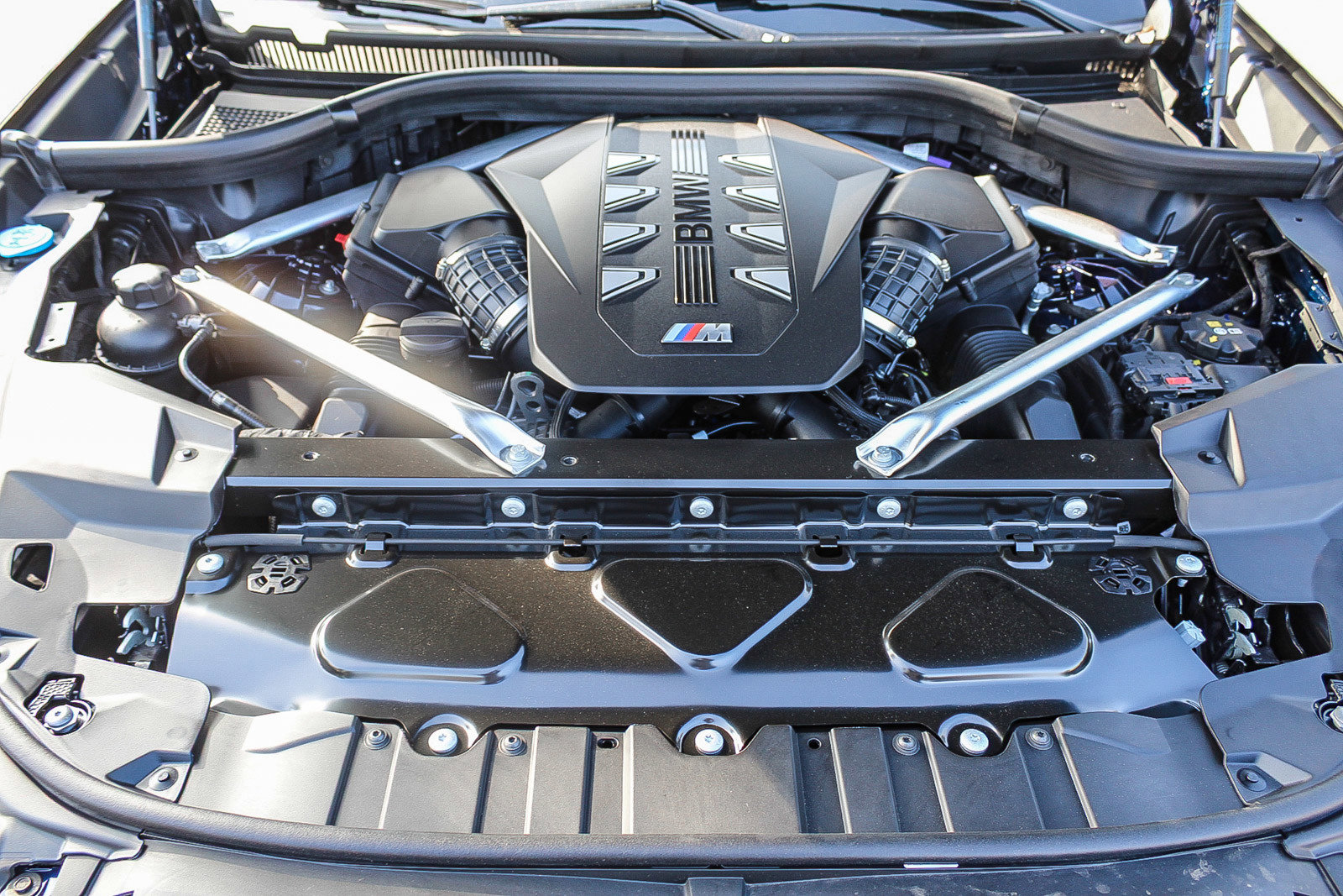 New 2026 BMW X5 M60i image 26