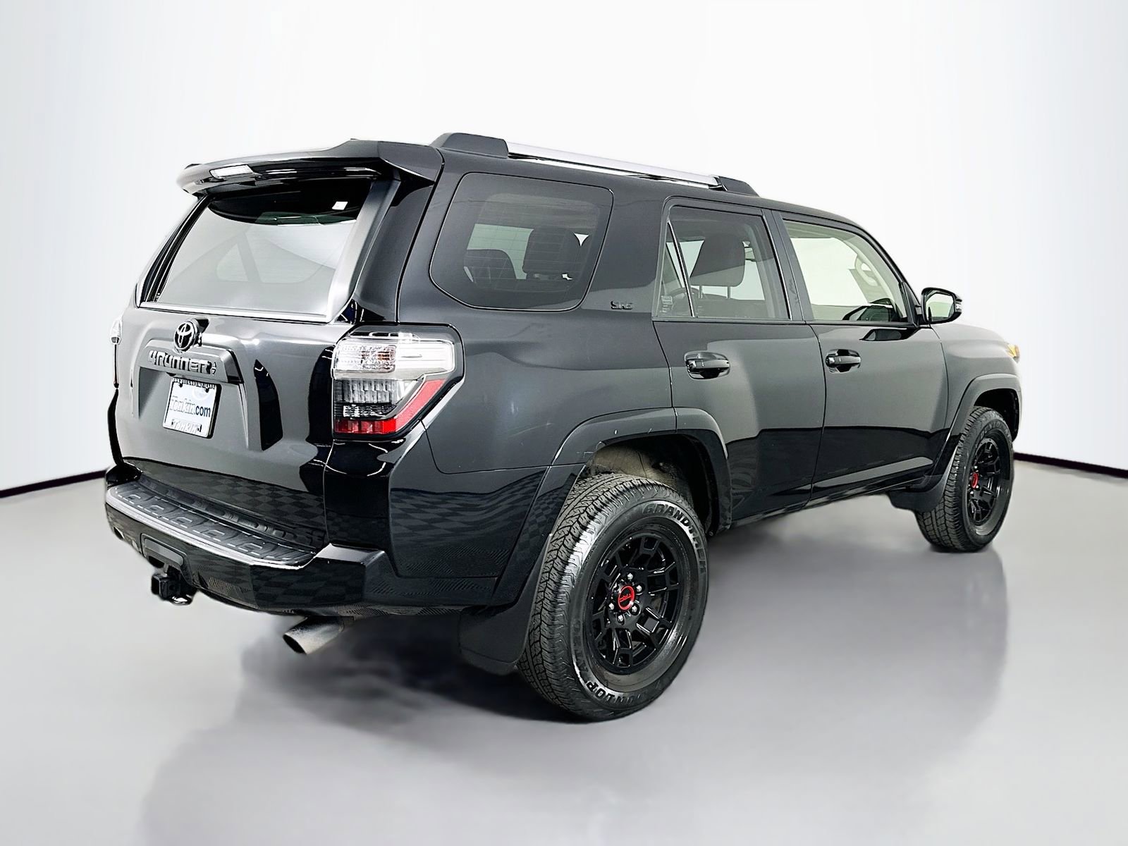 Certified 2023 Toyota 4Runner SR5 Premium w/ Moonroof Package AWD/4WD image 7