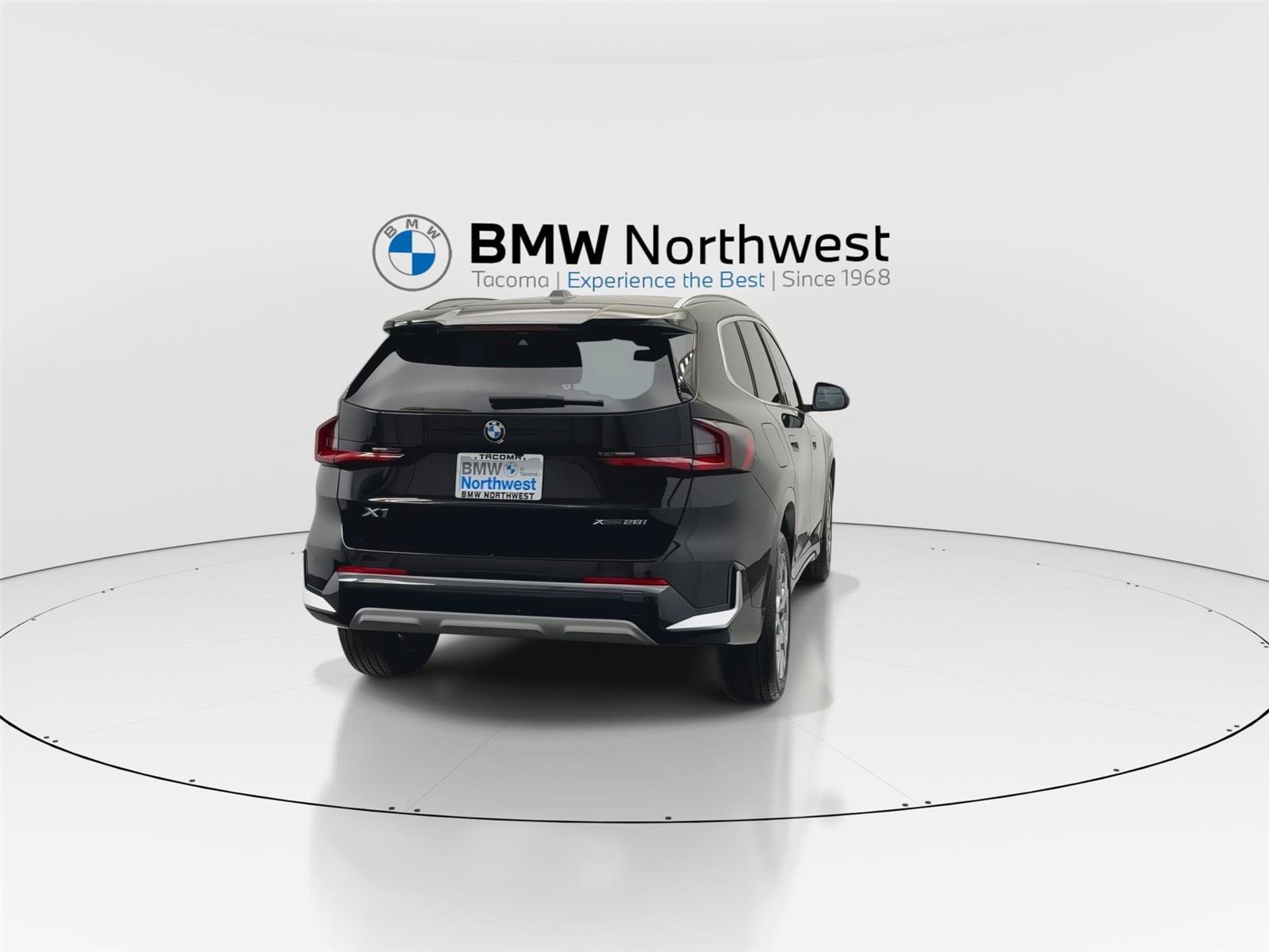 Used 2023 BMW X1 xDrive28i w/ Convenience Package AWD/4WD image 2
