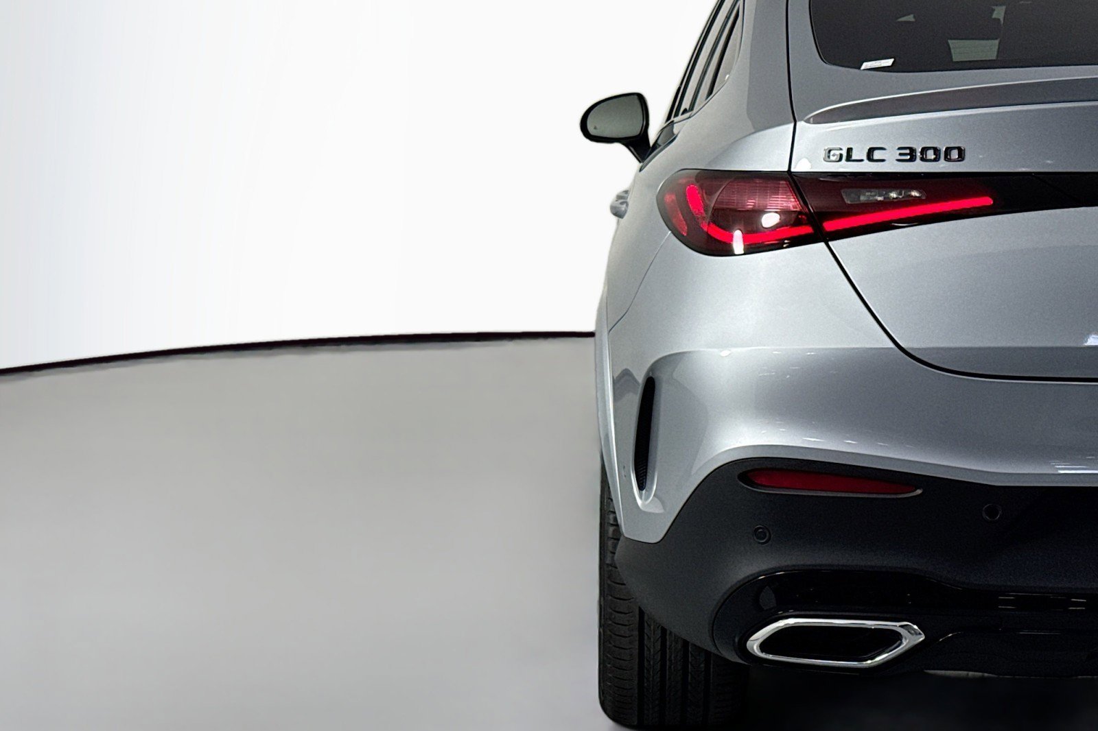 New 2026 Mercedes-Benz GLC 300 4MATIC image 14