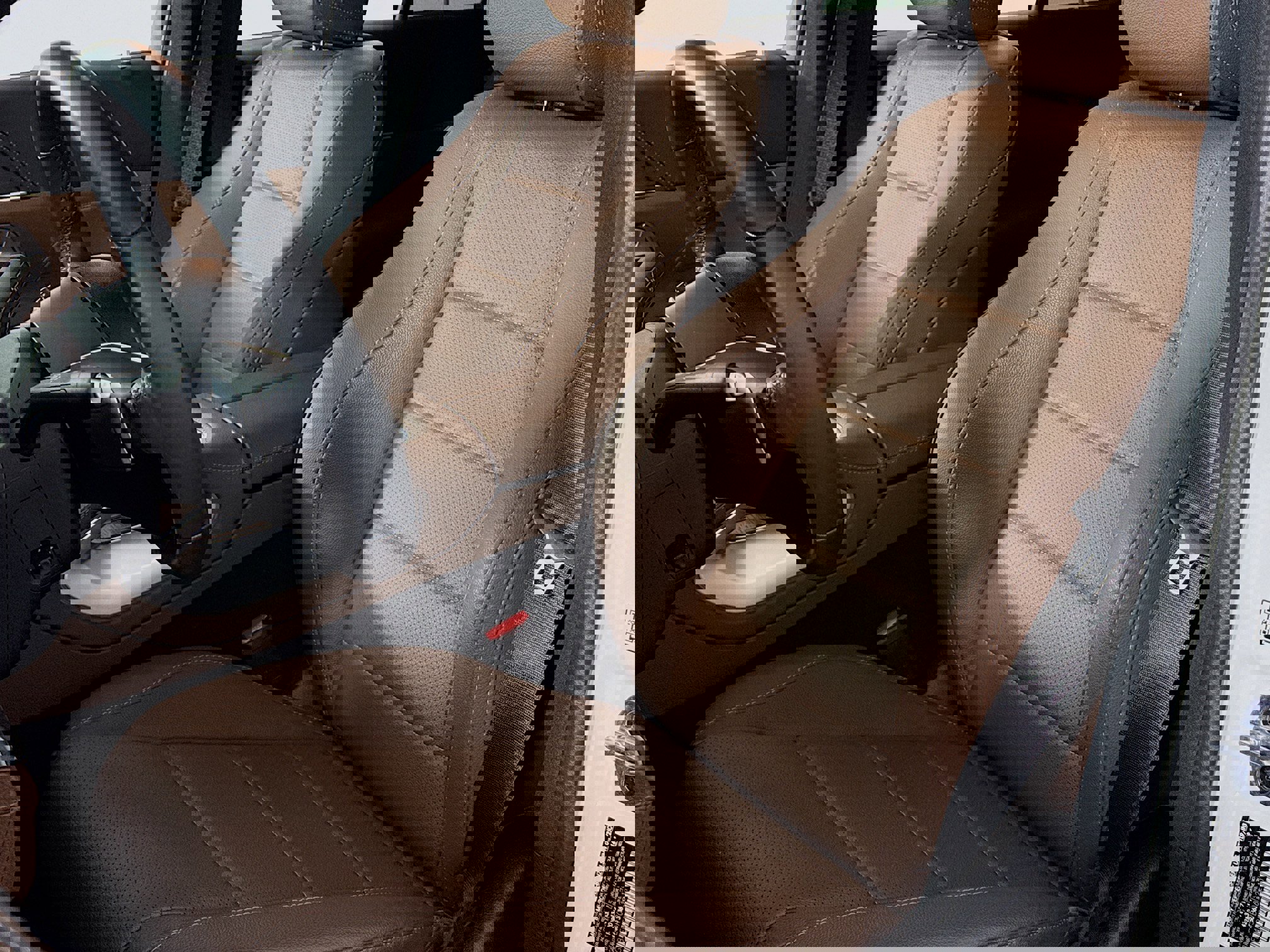 Used 2024 Mercedes-Benz GLE 350 4MATIC image 19