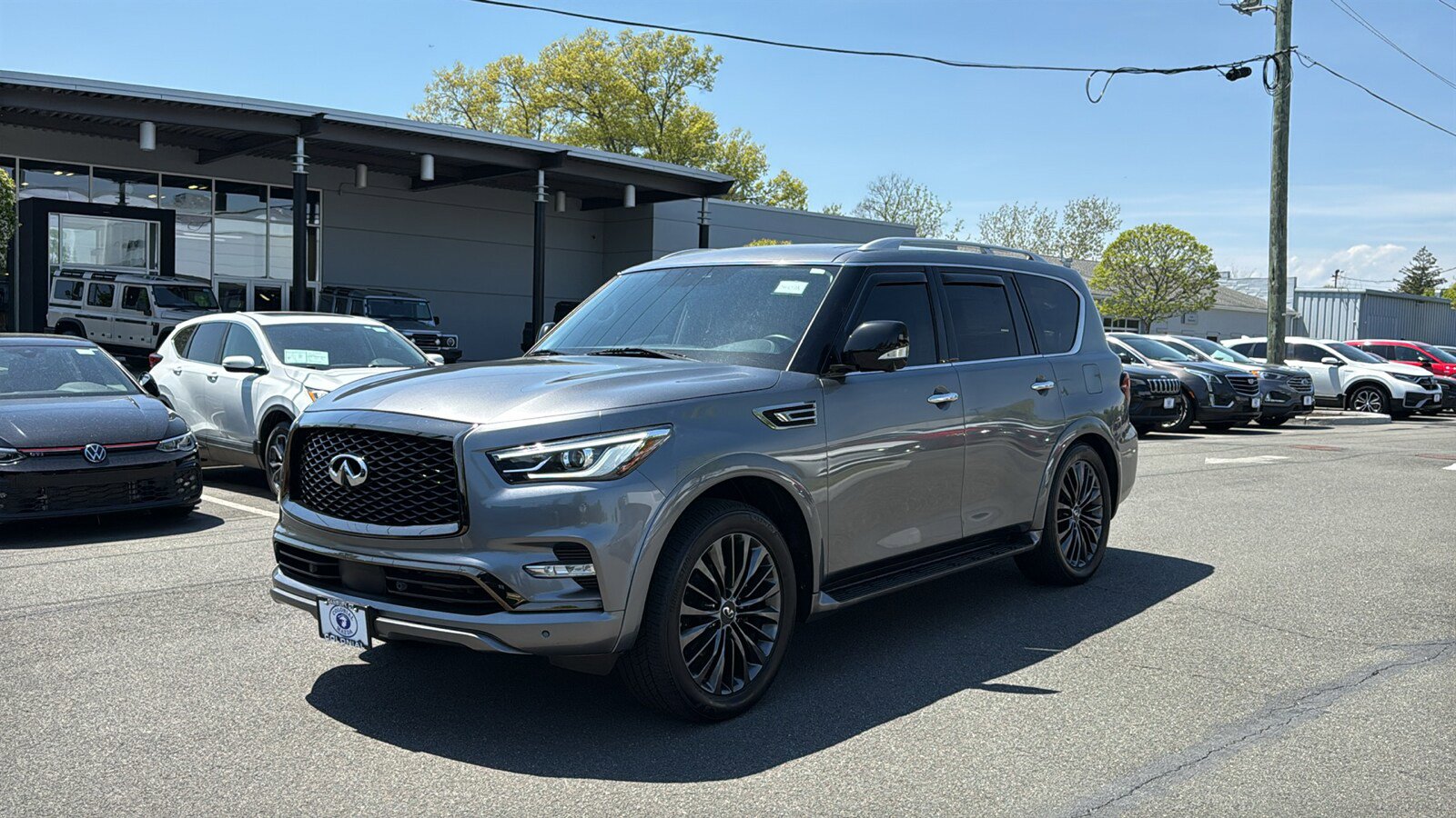 Used 2021 INFINITI QX80 Premium Select w/ All-Season Package AWD/4WD image 3