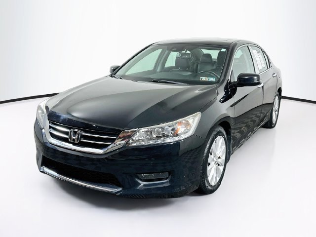 Used 2015 Honda Accord Touring image 3