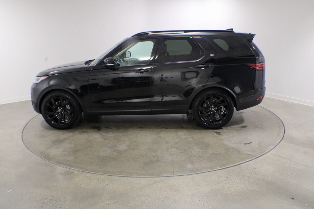 Certified 2025 Land Rover Discovery S AWD/4WD image 3