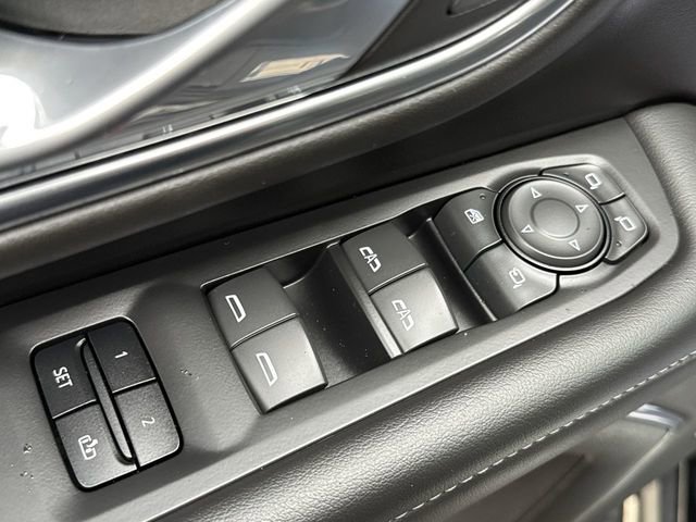 Used 2023 Chevrolet Tahoe Z71 w/ Z71 Off-Road Package image 25