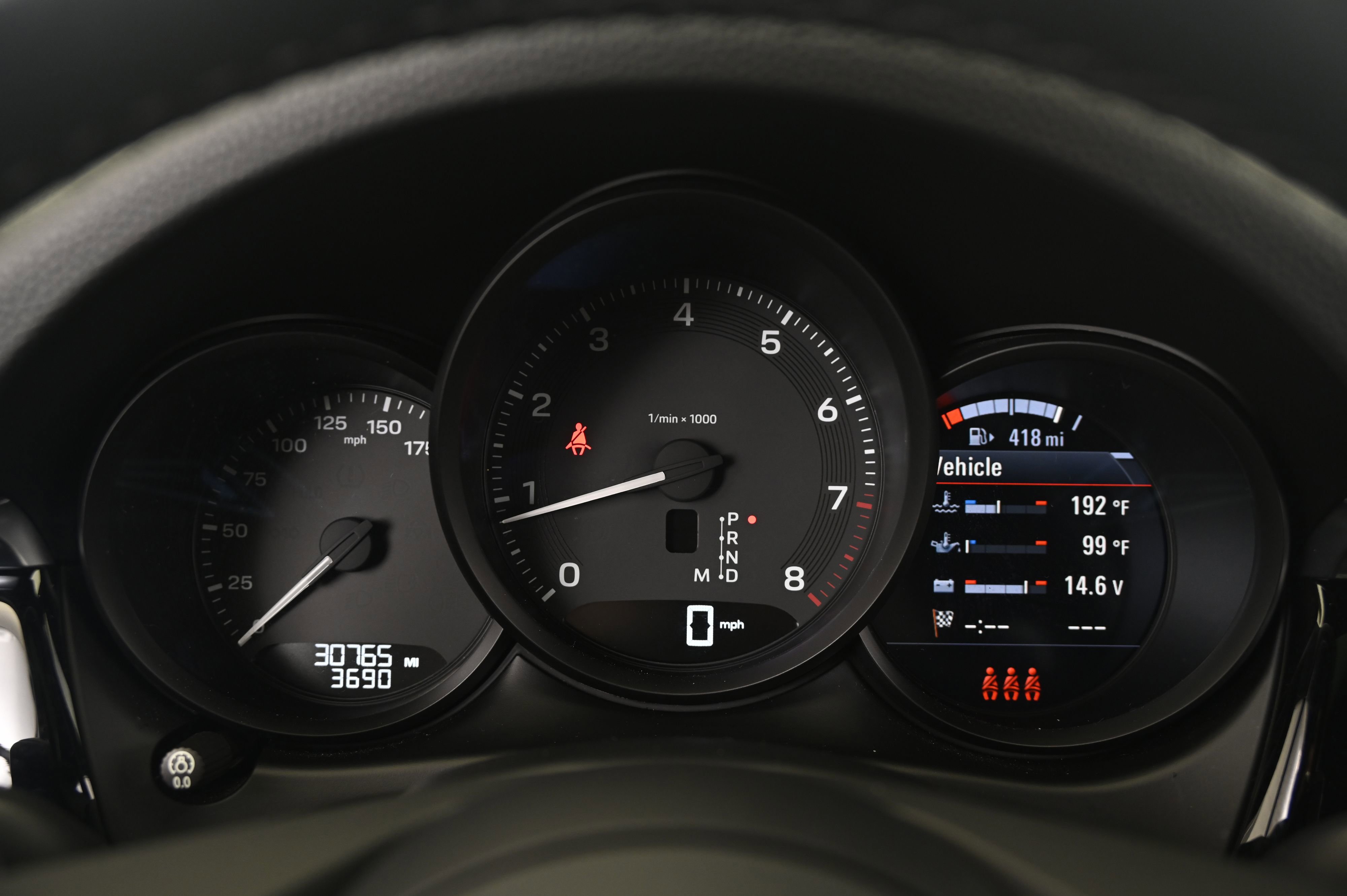 Certified 2022 Porsche Macan image 36