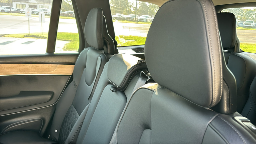 Certified 2026 Volvo XC90 B6 Plus AWD/4WD image 11
