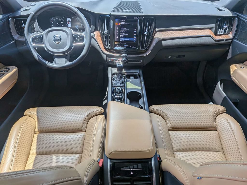 Used 2021 Volvo XC60 T5 Inscription w/ Protection Package Premier FWD image 20