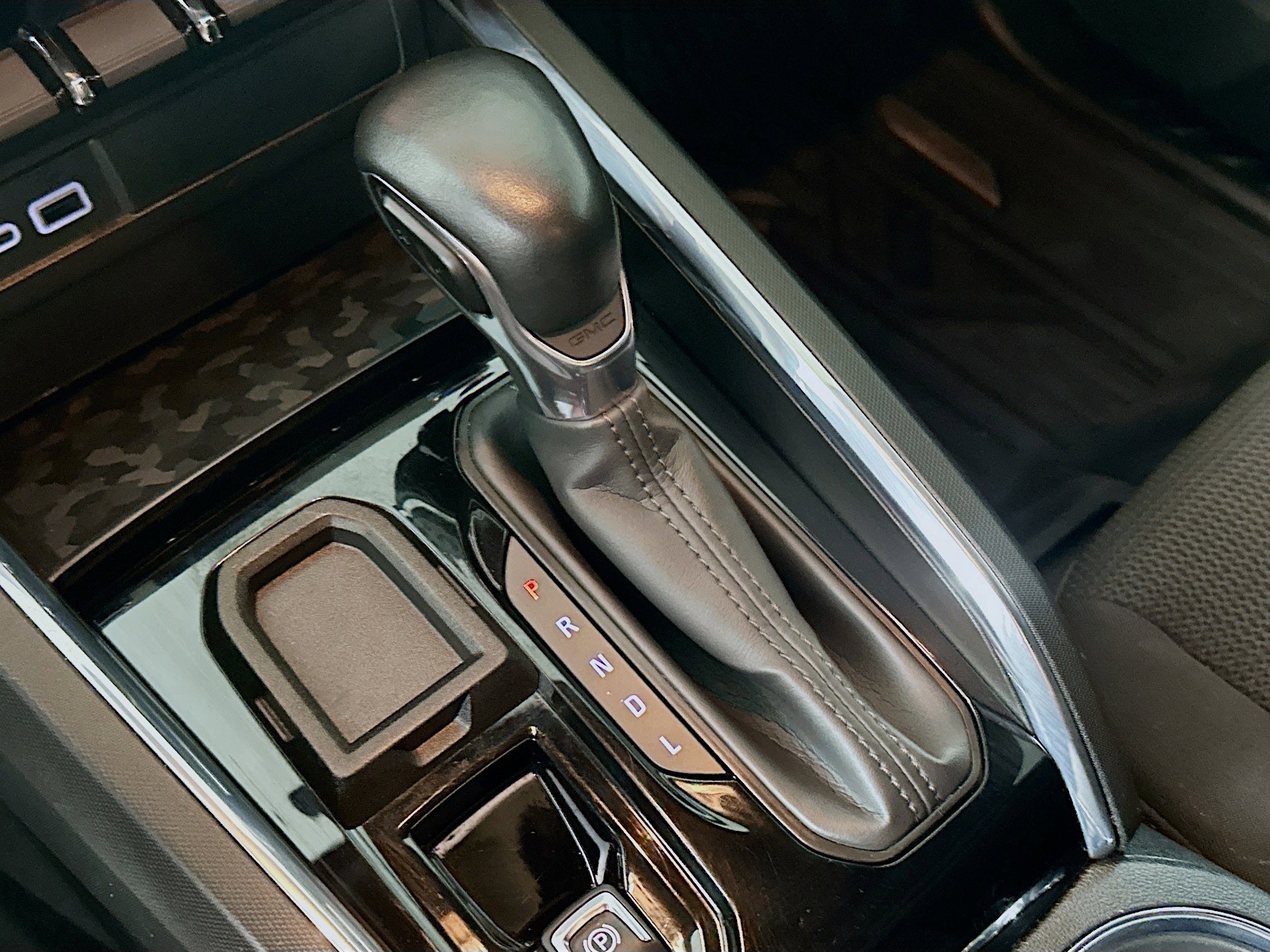 Used 2023 GMC Canyon Elevation image 24