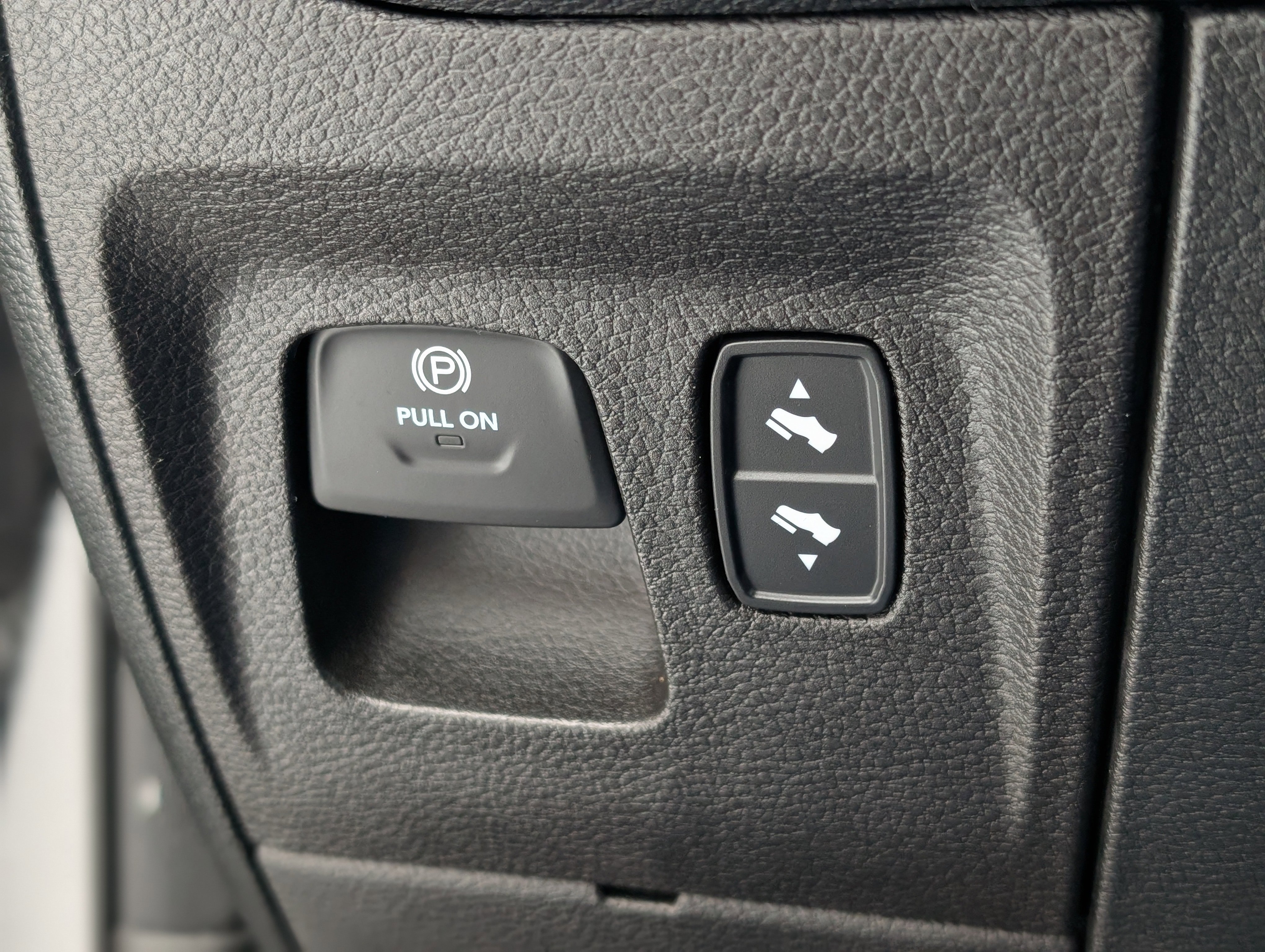 Used 2022 RAM 1500 Laramie image 32