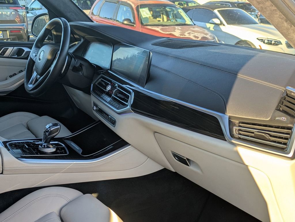 Used 2020 BMW X5 xDrive40i w/ Premium Package image 30