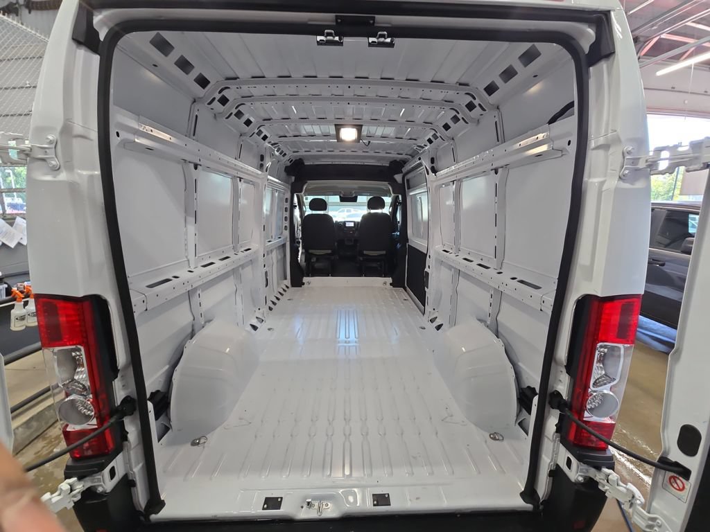 New 2026 RAM ProMaster 2500 w/ Convenience Group FWD image 13