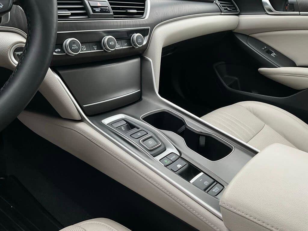 Used 2018 Honda Accord EX-L image 18