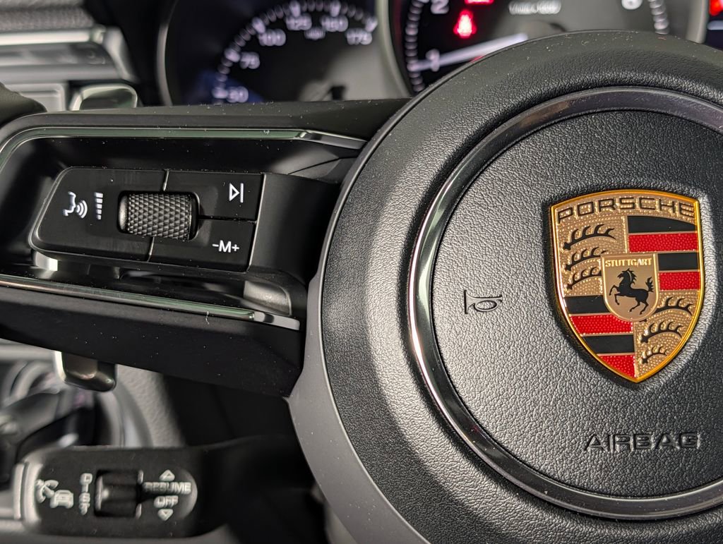 New 2026 Porsche Macan image 37