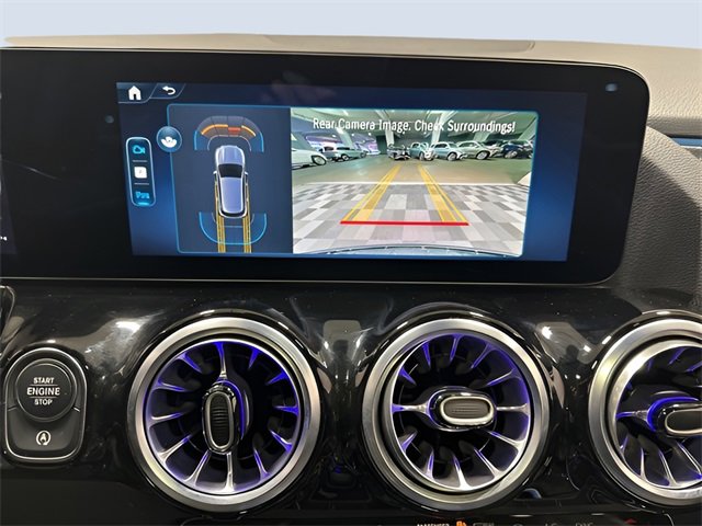 Used 2025 Mercedes-Benz GLA 250 4MATIC image 23