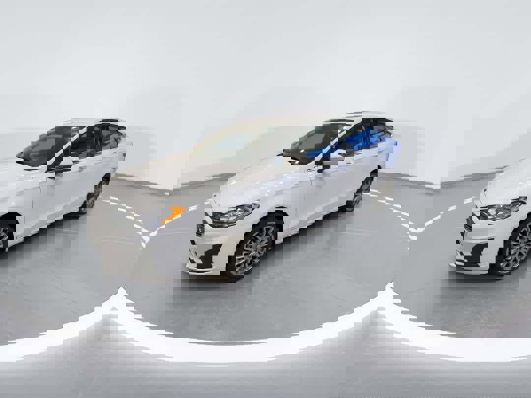 Used 2020 Ford Fusion SE image 4