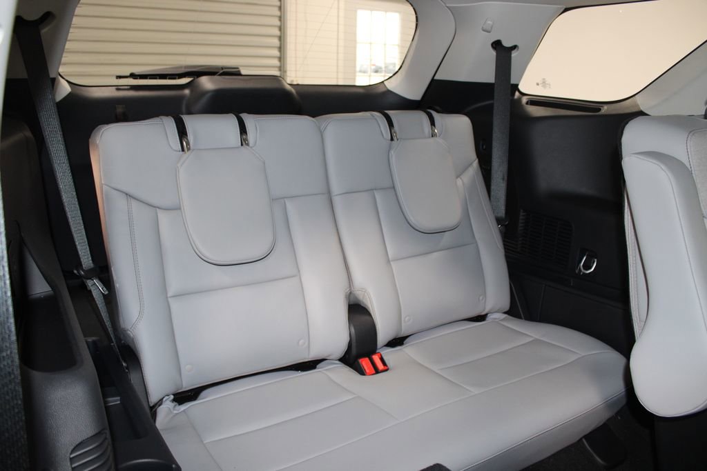 New 2026 Ford Explorer Active RWD image 34
