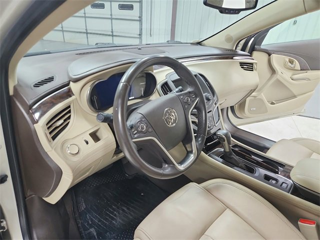 Used 2016 Buick LaCrosse Leather image 18