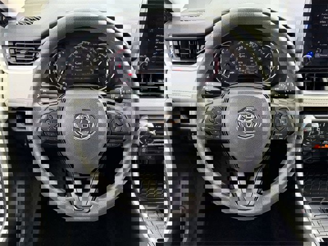 Used 2024 Toyota RAV4 XLE image 13